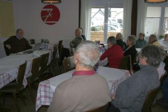 Winfried Rindle beim Vortrag in Kirchheim